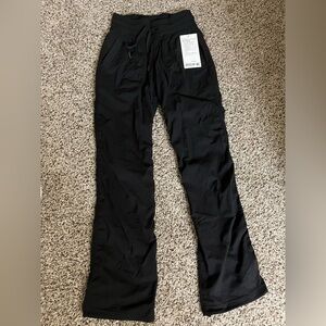 $60
Lululemon size 2
Dance studio mid rise pants regular
Brand new with tags